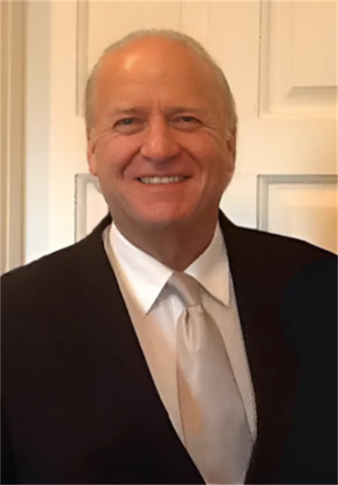 Headshot of Stevan Pippin